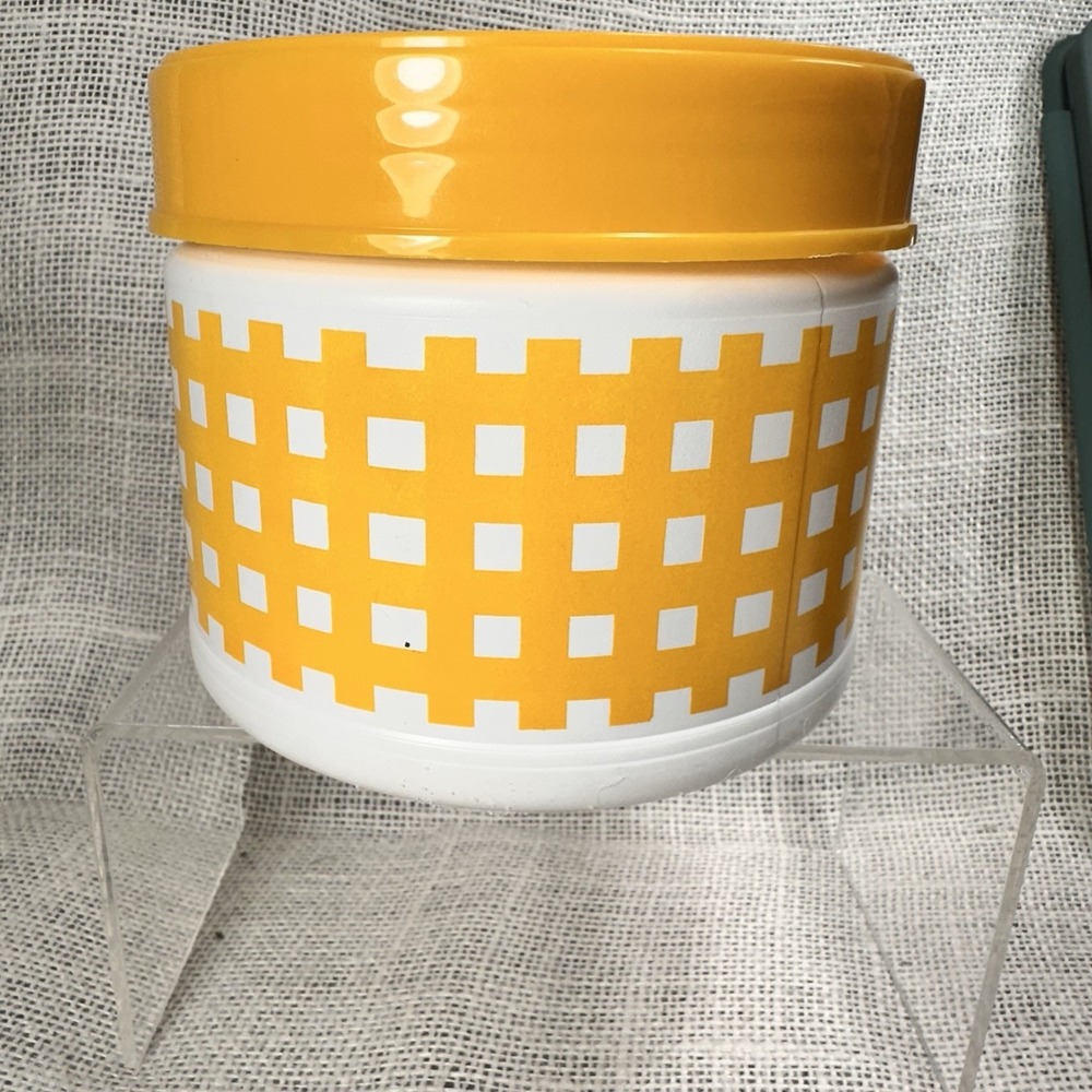 ROBB Yellow Gingham Canister Pack 10105 Plastic Storage Container Lid USA